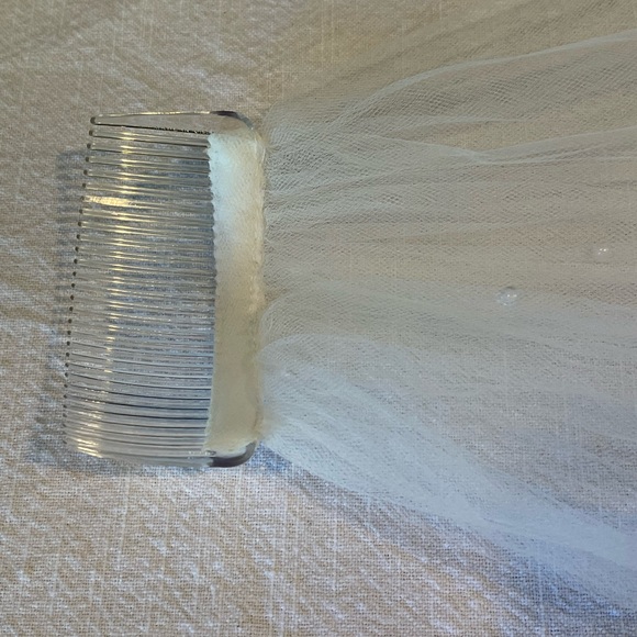 Pearl Wedding Veil main image 10